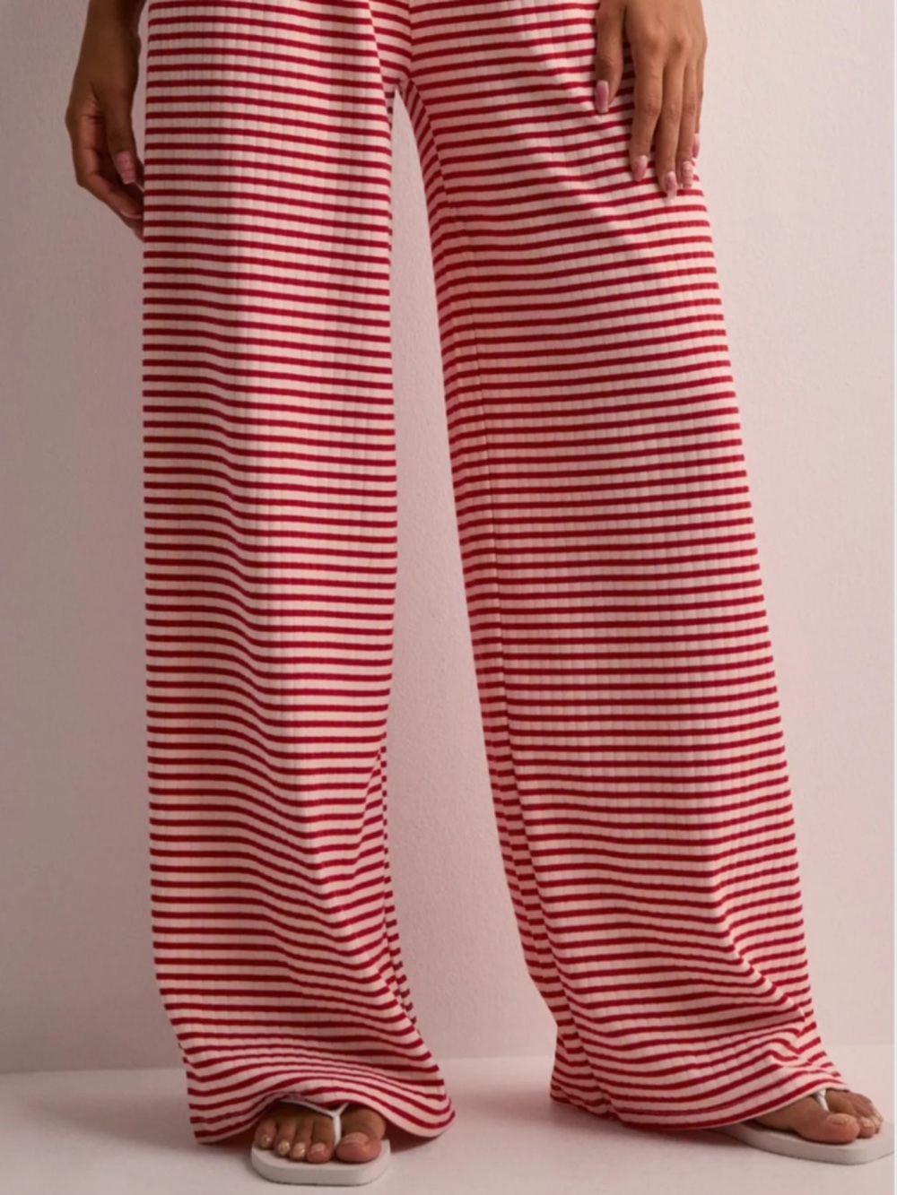 Gina Tricot Women's Red & White Striped Ribbed Wide-Leg Trousers Pants Size S - Picture 2 of 8